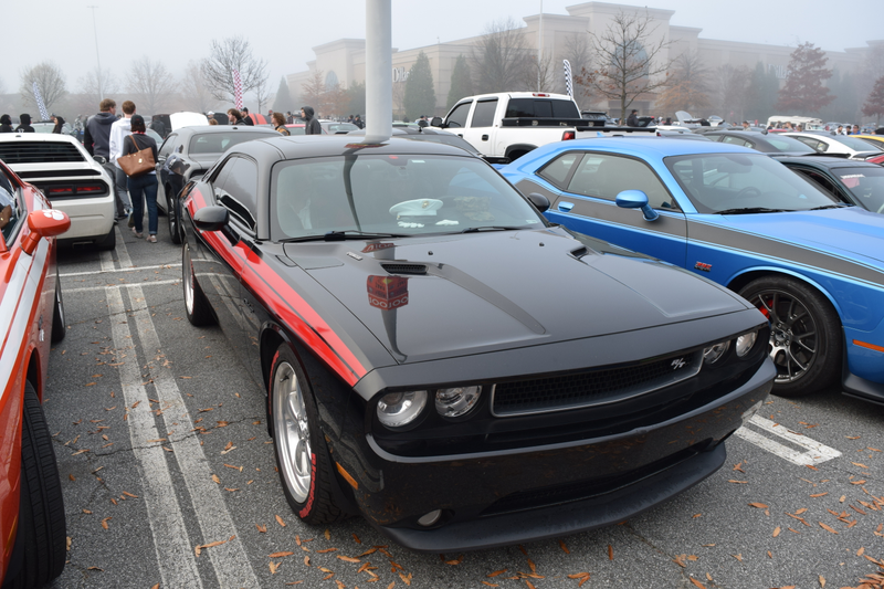 Illustration for article titled I went to Caffeine and Octane this morning and walked around some Challengers ...